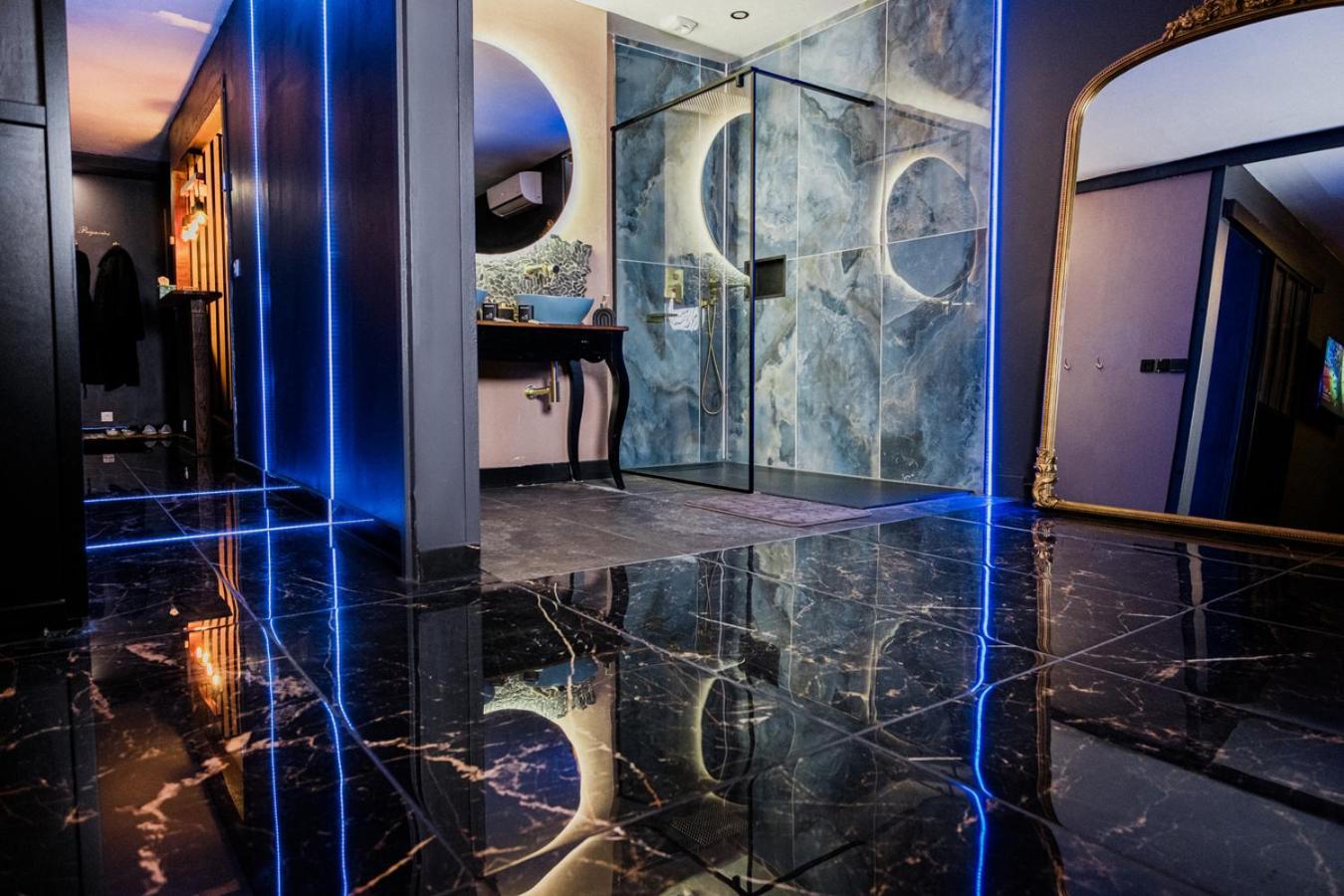 L Escale Jacuzzi Et Sauna Évreux Extérieur photo