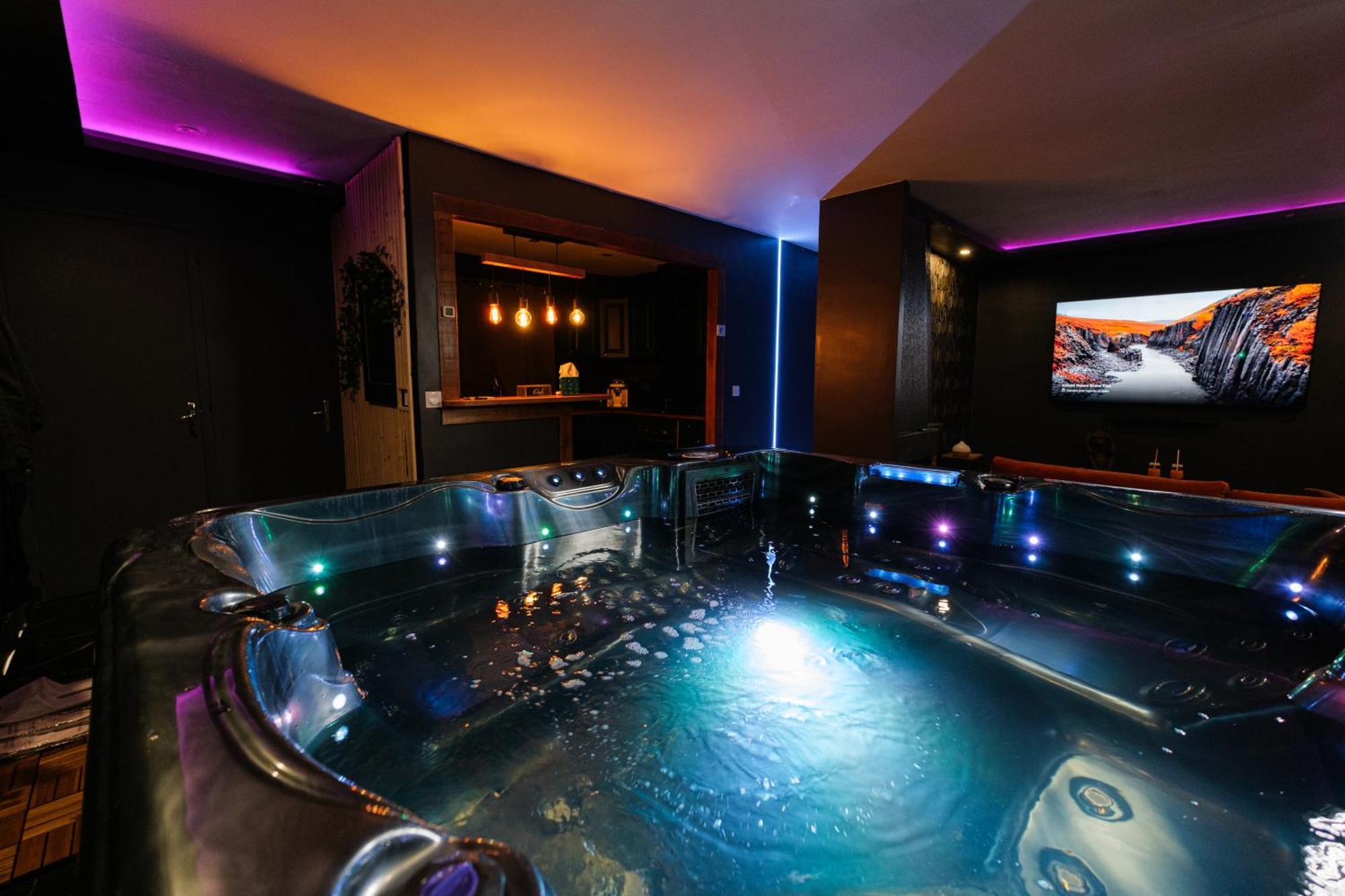 L Escale Jacuzzi Et Sauna Évreux Extérieur photo