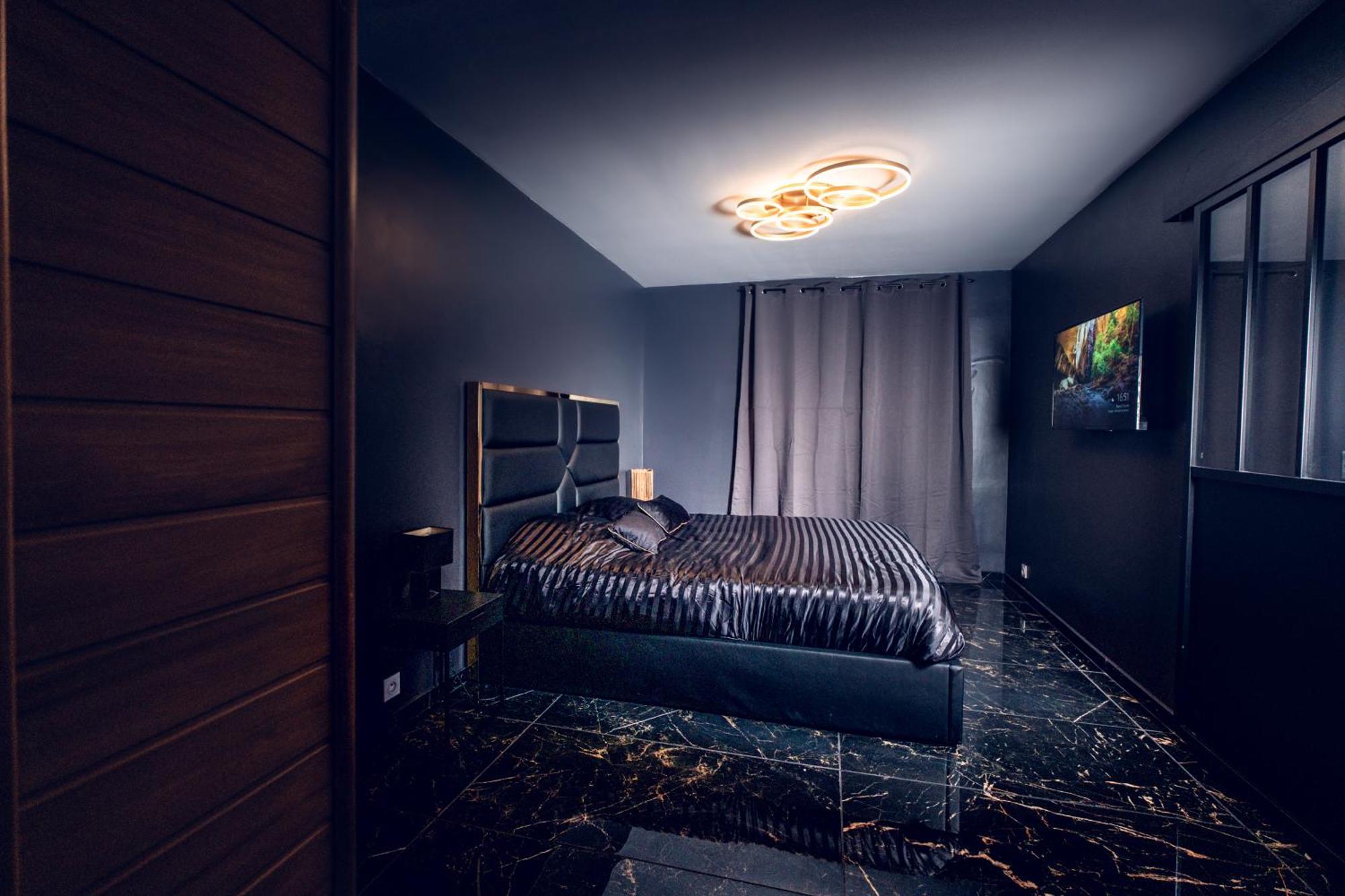 L Escale Jacuzzi Et Sauna Évreux Extérieur photo